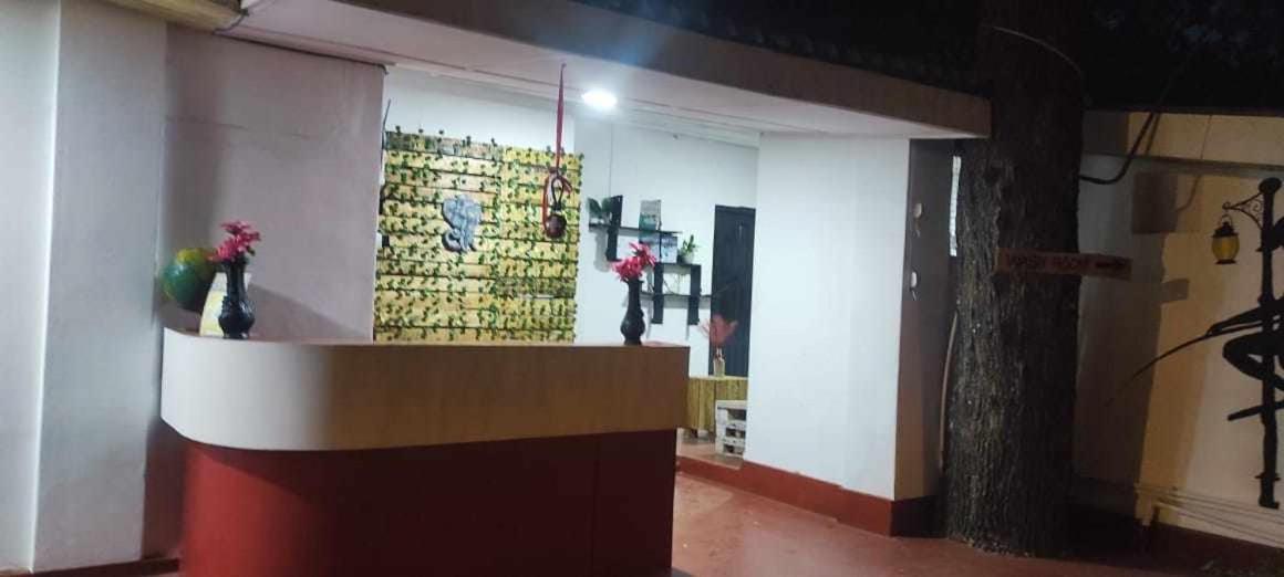 Swiss Kiss Beach Resort Uppuveli Exterior photo