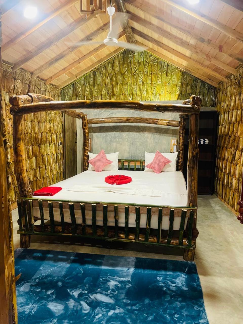 Swiss Kiss Beach Resort Uppuveli Exterior photo
